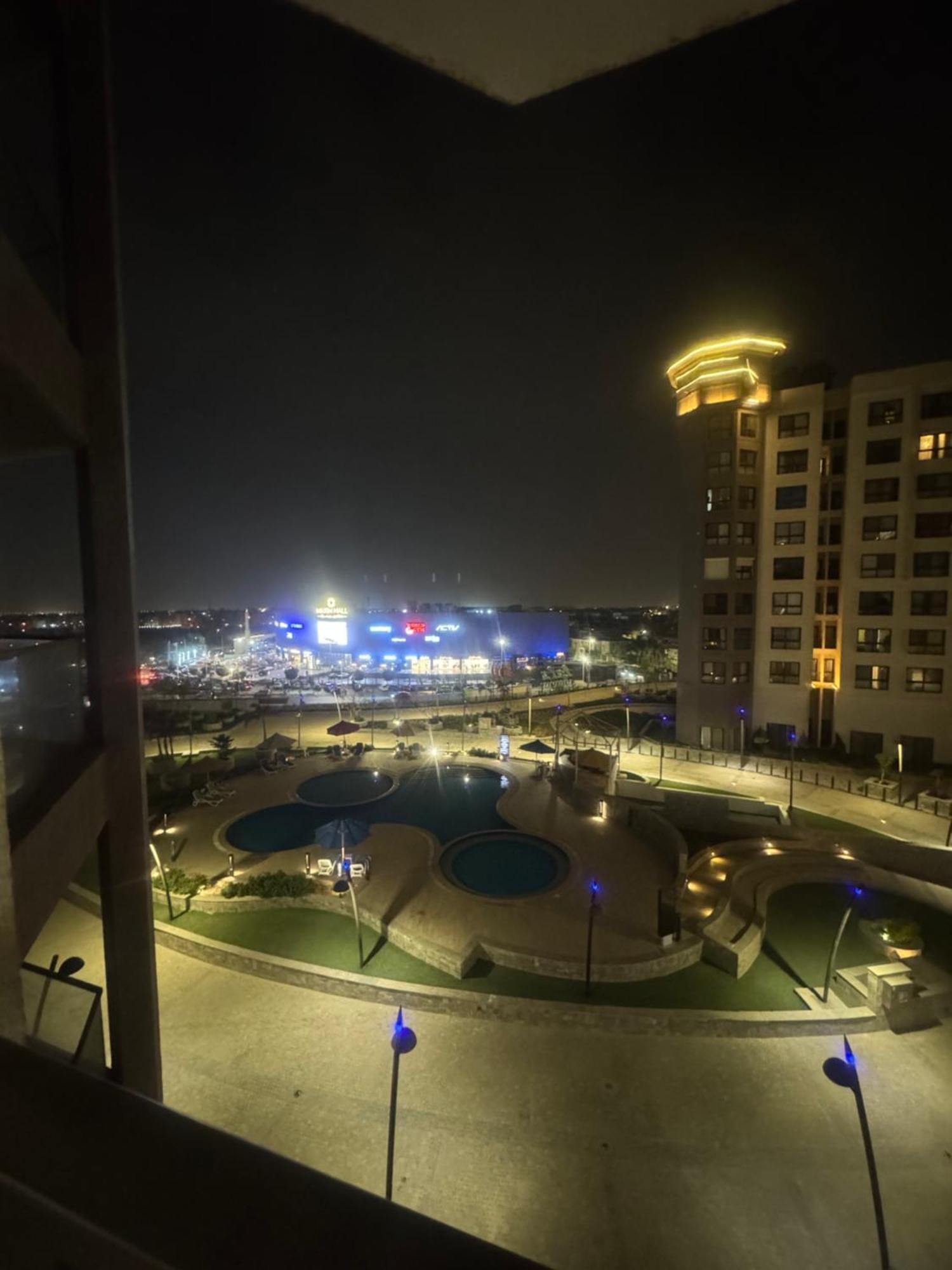 Apartment Elegant With Balcony View And Pool Access Cairo